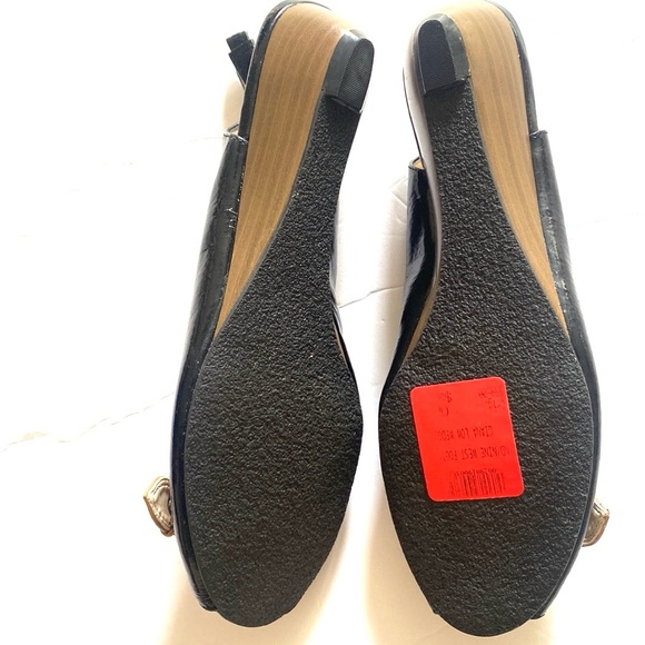 NEW New Directions peeptoe slingback wedge heels, Size 8 NWOT - Picture 5 of 7